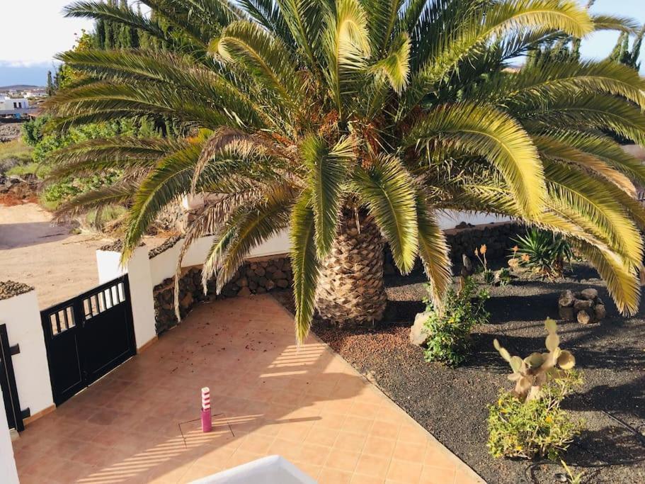 Casa Yukka Villa With Heated Pool Lajares Exterior foto